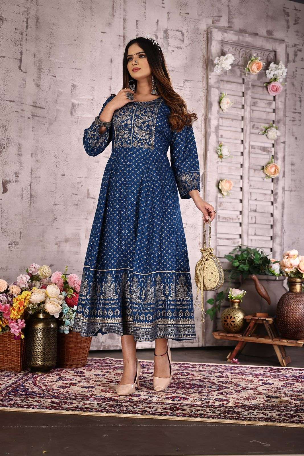 Lilly Style Of India Gown
